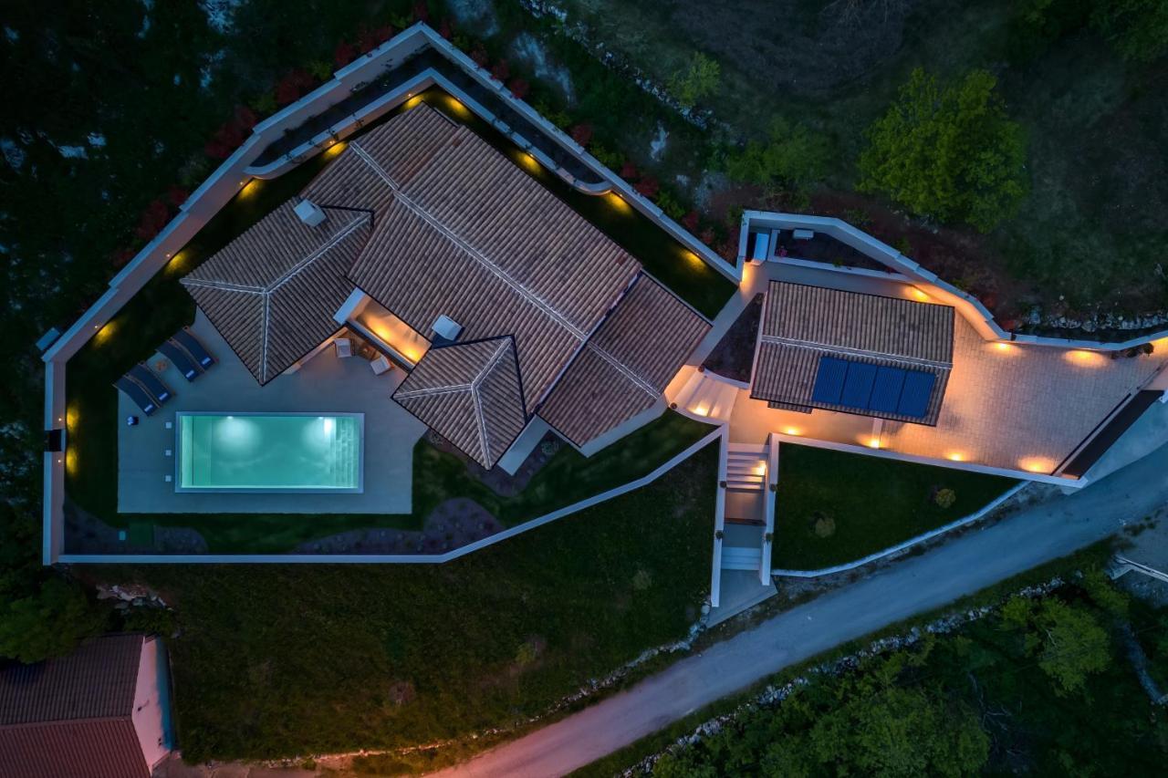Villa Bora With Sauna And Heated Pool Vele Mune 外观 照片