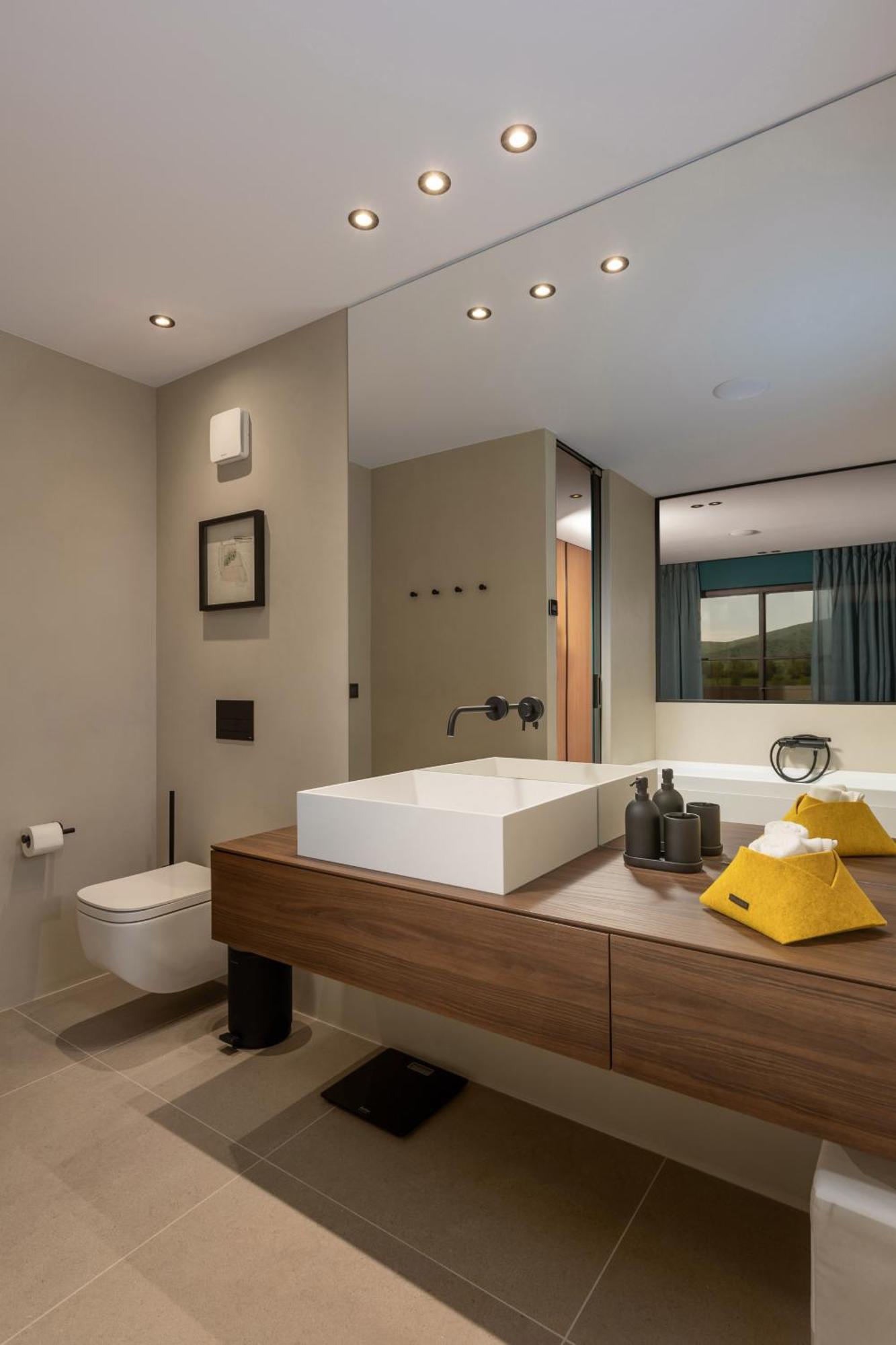 Villa Bora With Sauna And Heated Pool Vele Mune 外观 照片